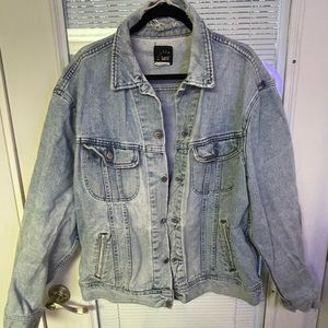 Vintage Lee Riveted Denim Jacket Men’s Size XL Distressed Light Wash